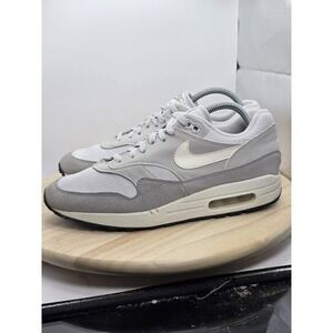 Mens 9-Nike Air Max 1 AM1 Vast Grey Wolf Pigeon 2018 UK 8  EU 42 AH8145-011 Used